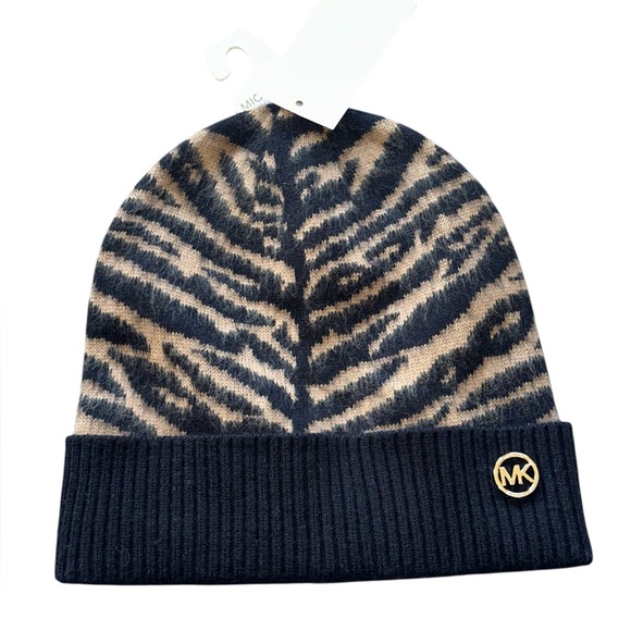 NWT Michael Kors Women's Animal Print Knit beanie Black Carmel Size One - Picture 3 of 6